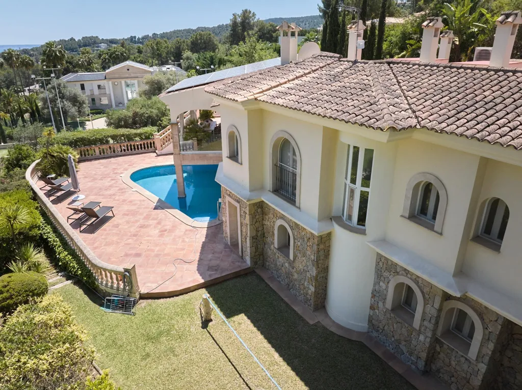 Õhuvaade - Luxury Villa with Golf Views in Son Vida