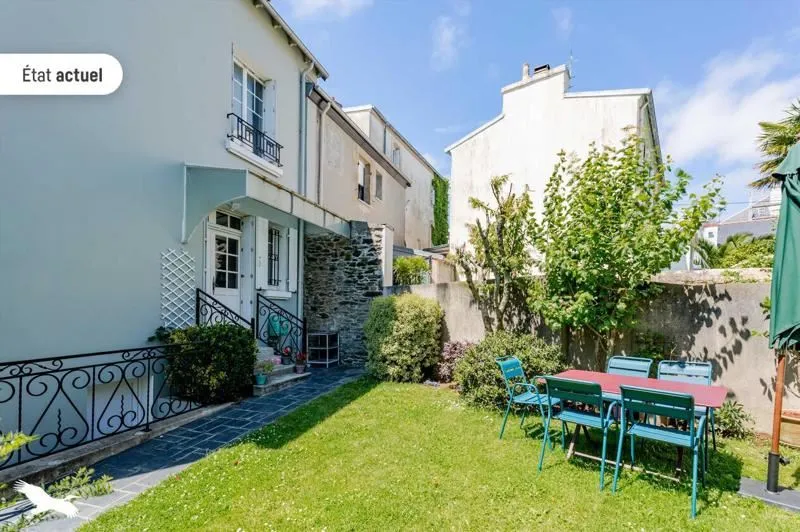 Garden - 1930s House with Garden in Brest