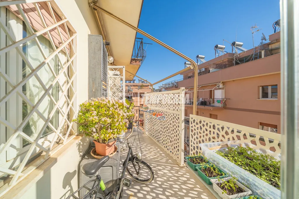 Balcon - Rustic-Style Flat with Sea View in Ladispoli