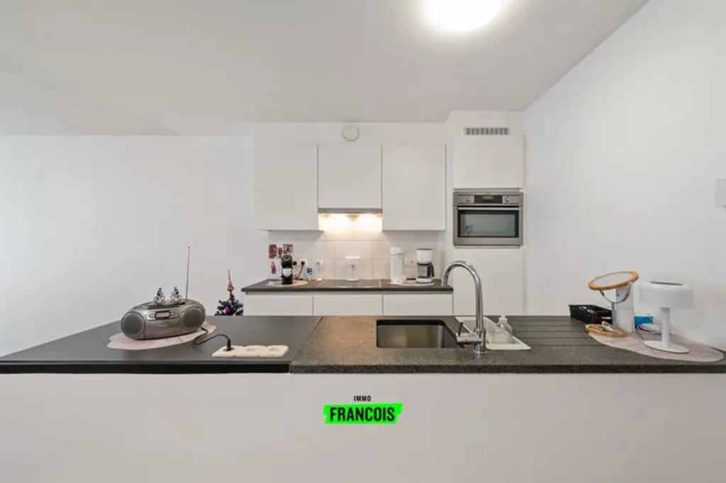 Cucina - Modern Two-Bedroom Apartment in Ostend Centre