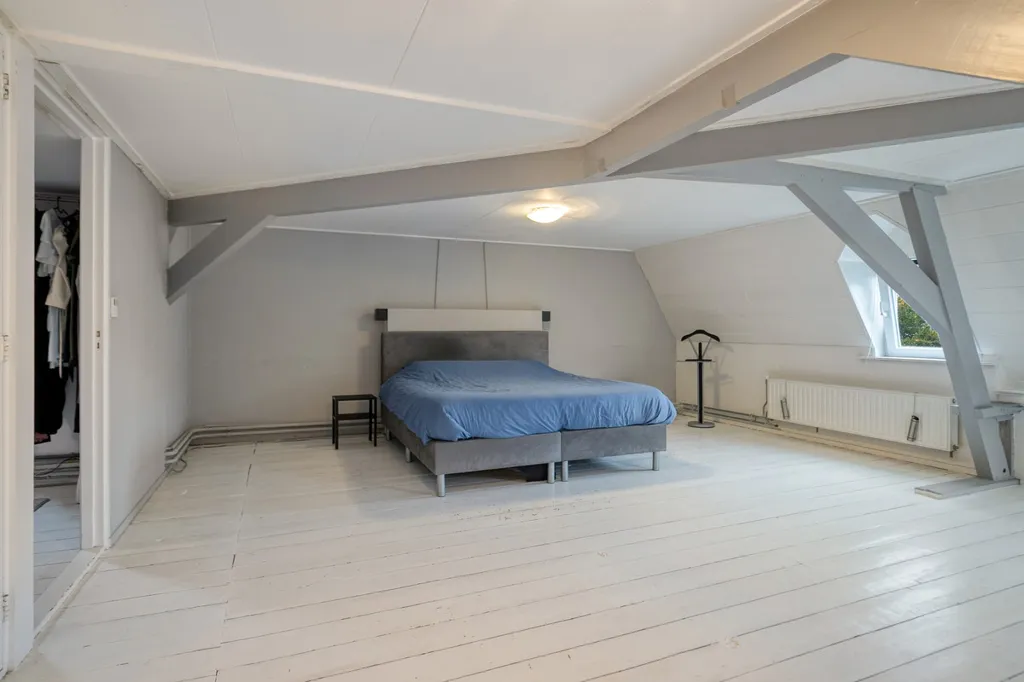 Magamistoad - Mixed-Use House with Studio on Axelsestraat, Terneuzen