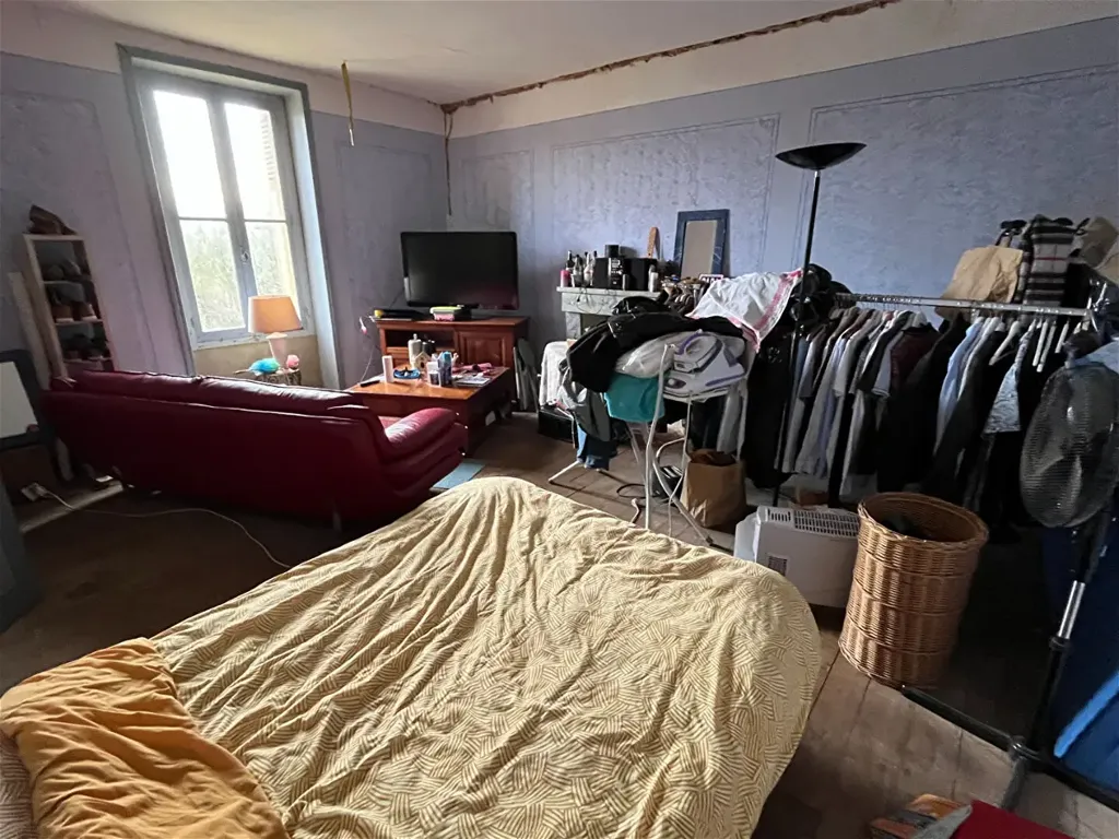 2-room house in Moncontour