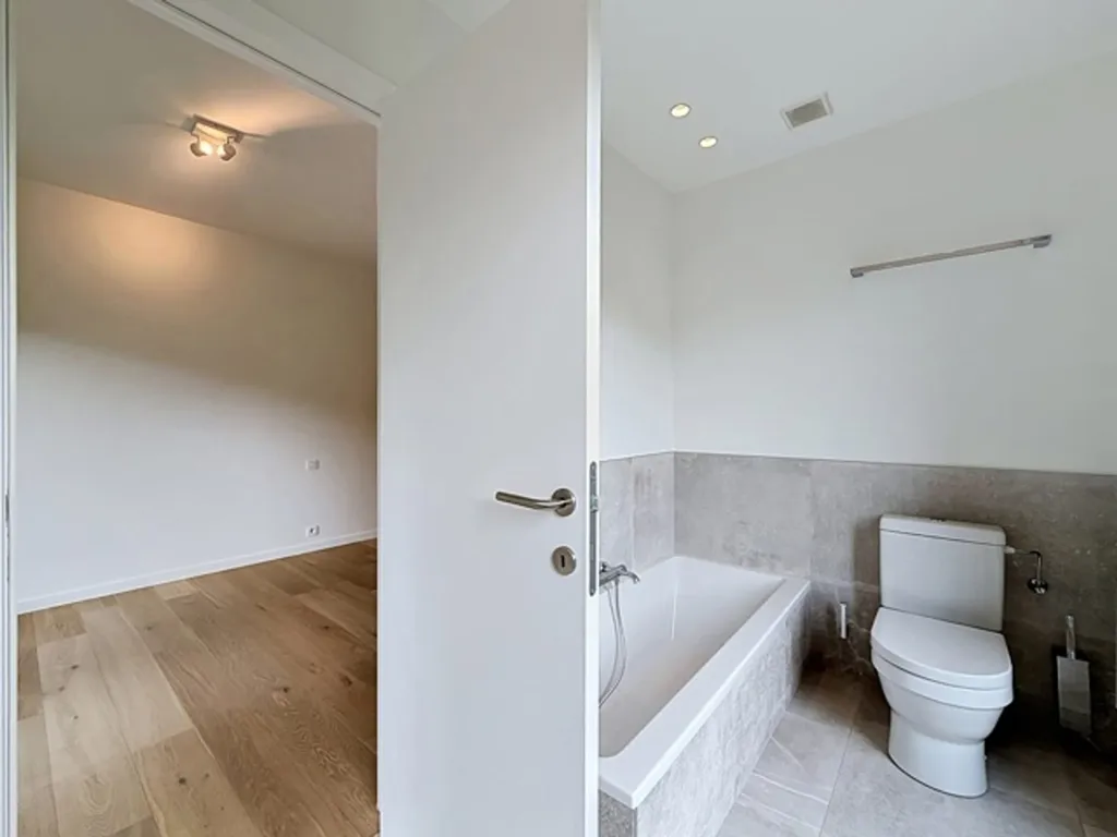 Vannitoad - Luxury Apartment with Terrace in Waterloo