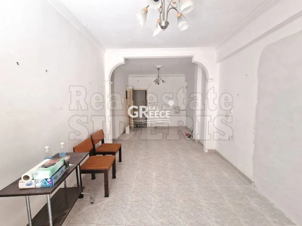 Esik - Apartment with Sea View in Loutraki