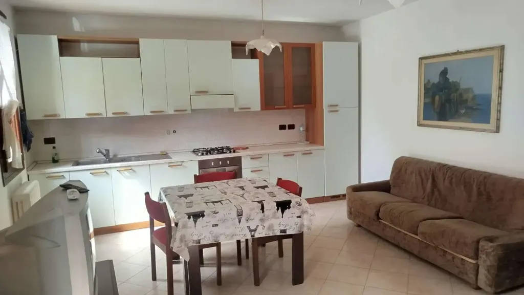 Salle à manger - Rustic Bilocale with Garage in Conselice