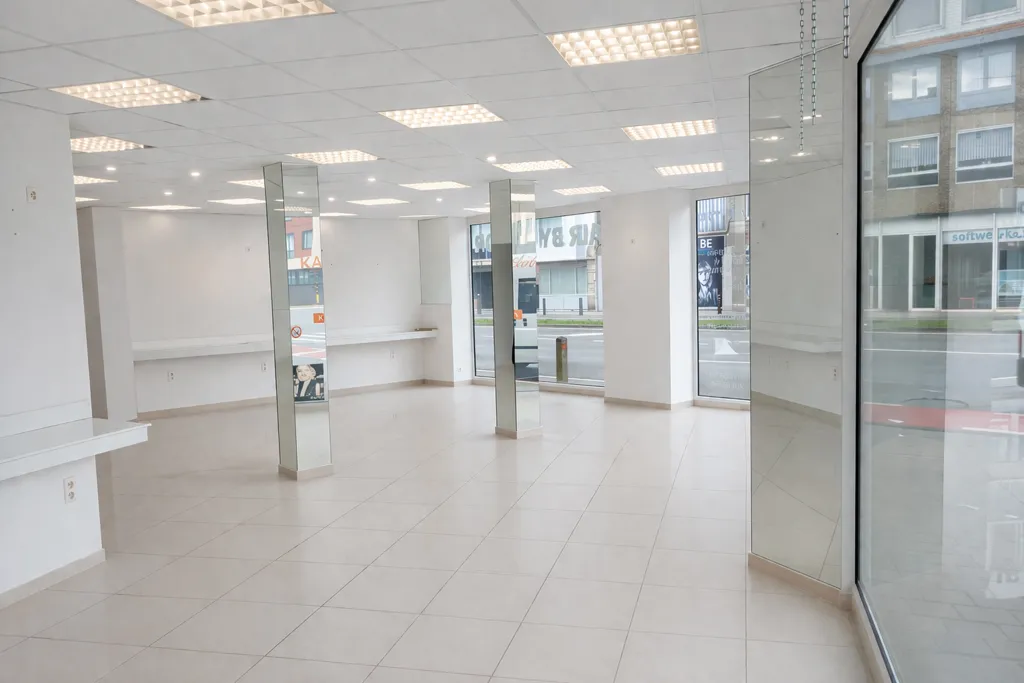 Stanze - Commercial Space with Open Plan in Gent