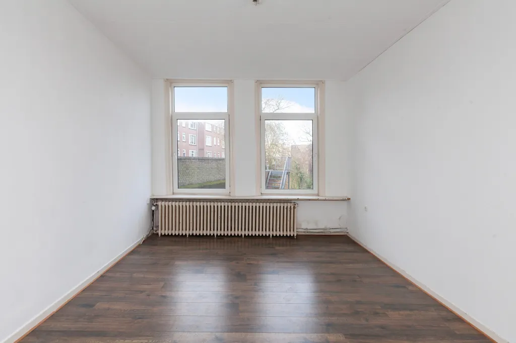 3-toaline korter asukohas Rotterdam
