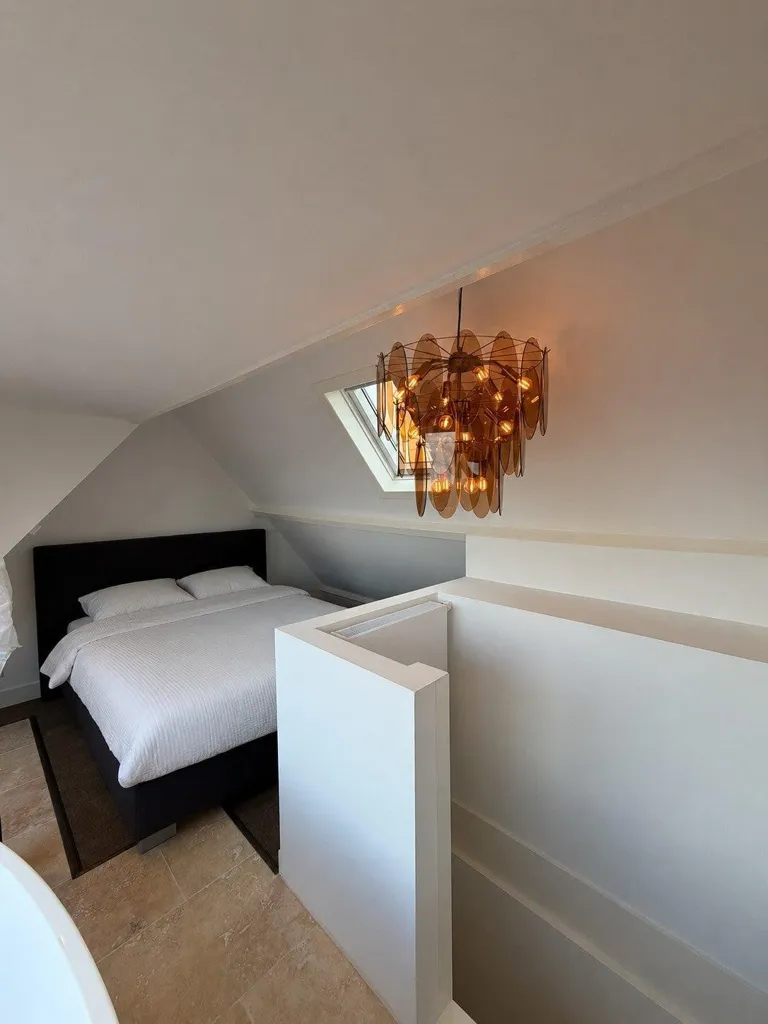 Magamistoad - Renovated Duplex with Water View in Rotterdam