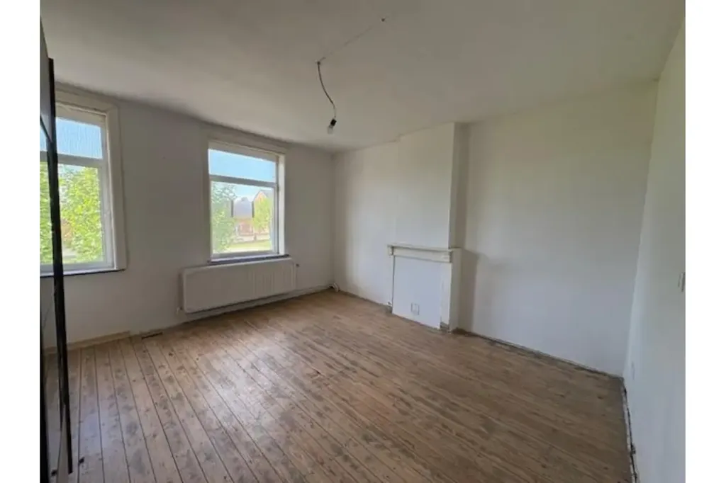 Pièces - Maison avec Cour et Jardin à Bray