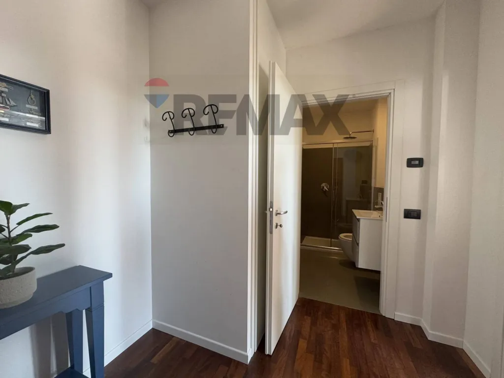 Entrée - Rearranged Three-Bedroom Apartment in Isola della Scala