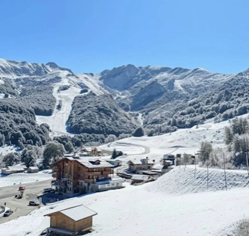 Luxury Chalet with Ski Access in Limone Piemonte