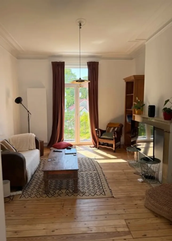 Elutuba - Duplex with Balcony in Saint Gilles