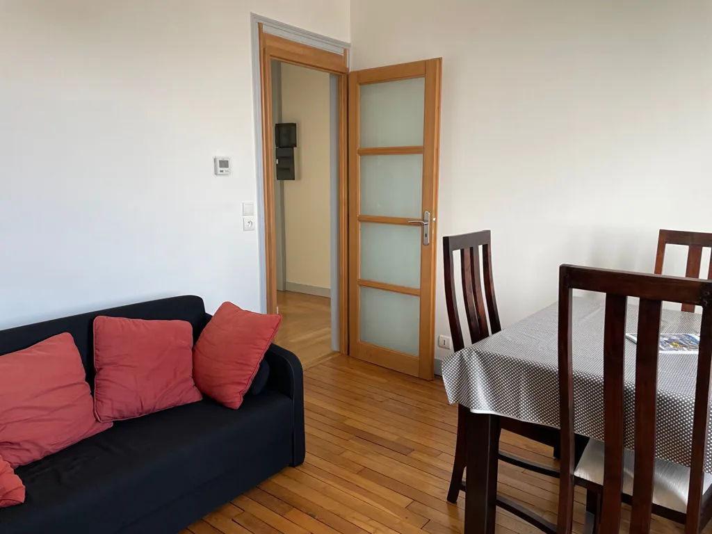 Elutuba - Charming Flat with Paris View in Clamart