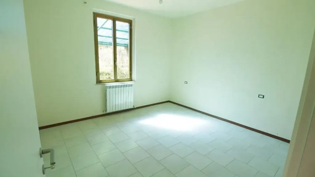Pièces - Terraced House with Garden in Vinci