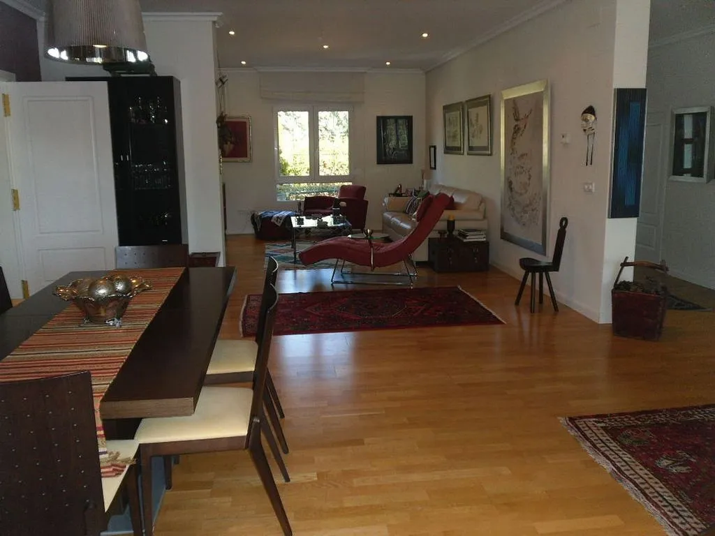 Salle à manger - Chalet with Pool and Terrace in Boadilla Park
