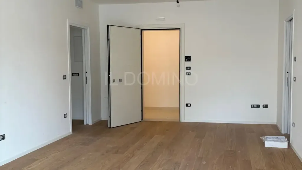 Pièces - Modernised Apartment with Terrace in Padua