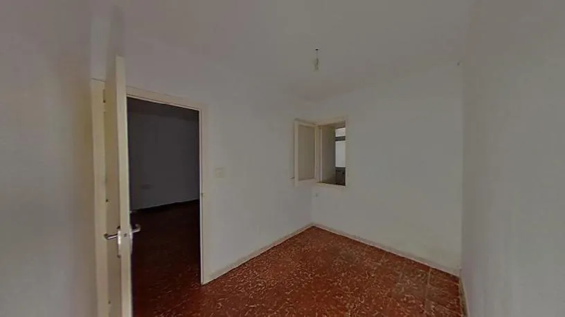 Toad - Apartment with Garden Access in Badalona