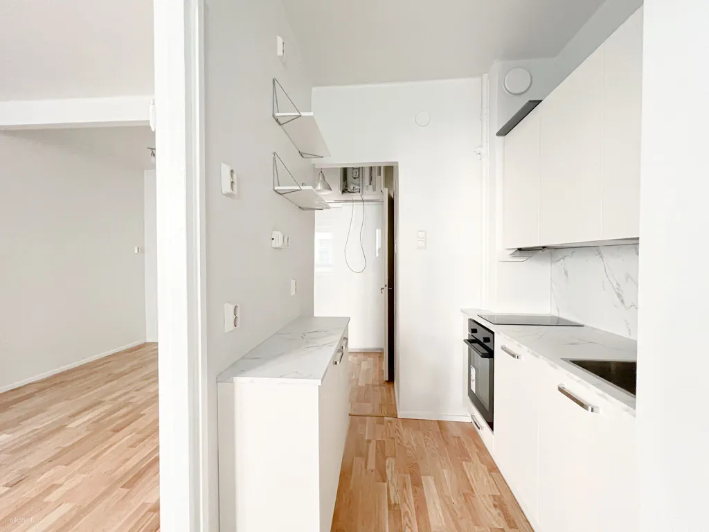 Köök - Remodelled Flat with Sea View in Ullanlinna, Helsinki