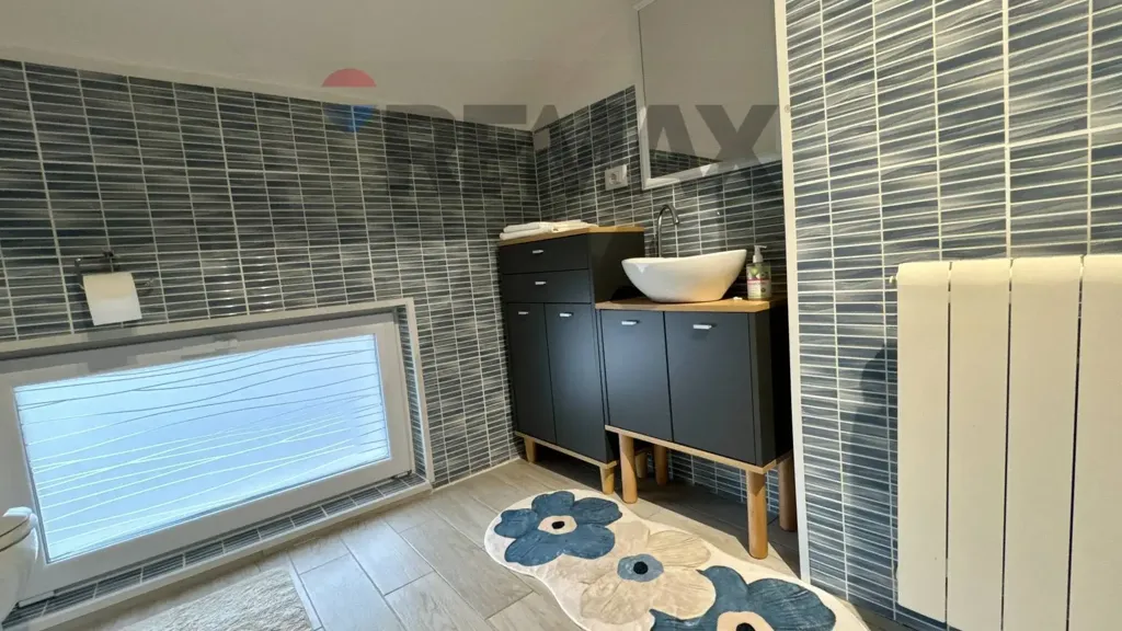 Vannitoad - Fully Rented House with Garden in Paularo