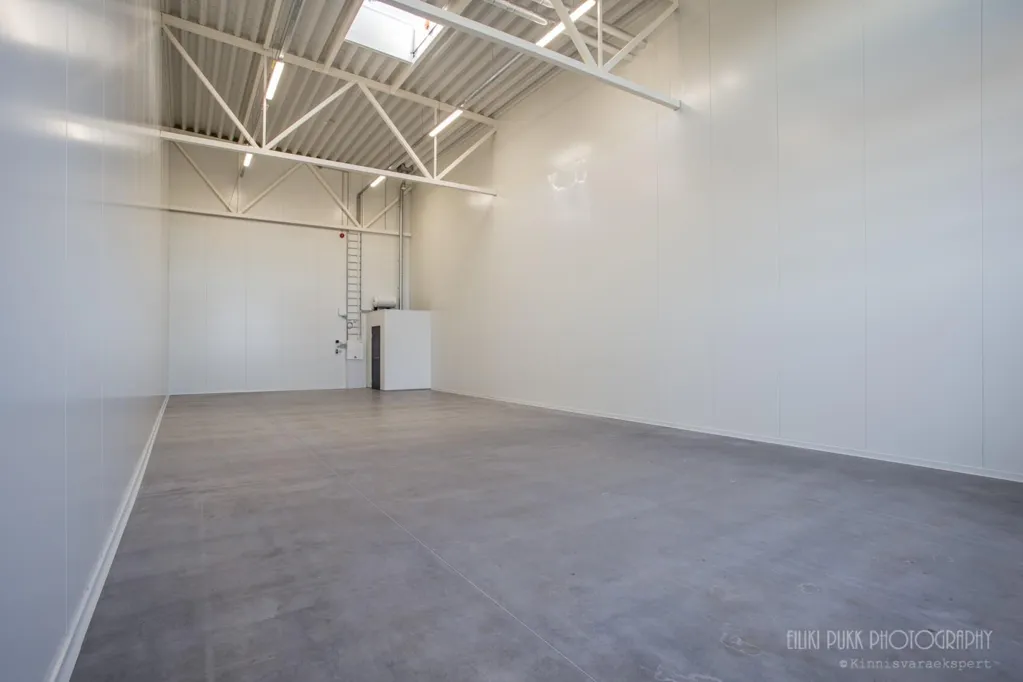 Industrial Space with Central Heating in Pärnu