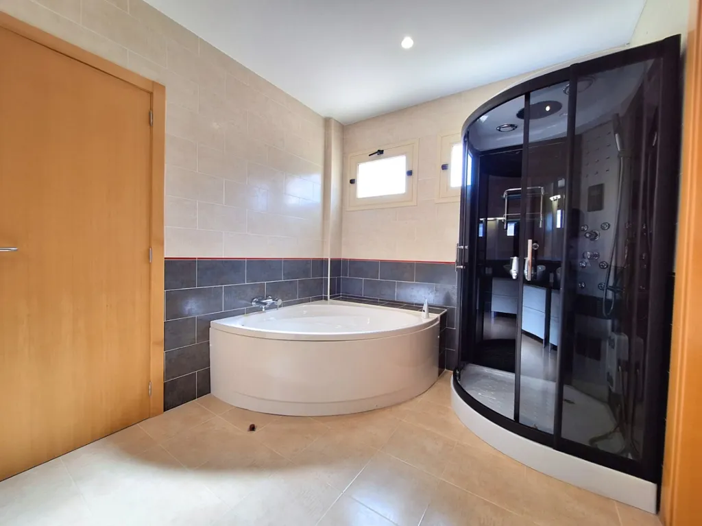 Vannitoad - Modern Villa with Sea View in Calpe