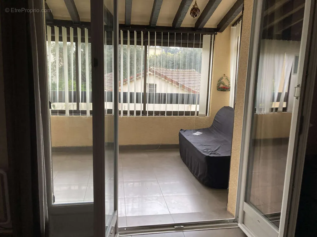 Balcon - Studio avec Loggia près du Centre-ville et des Calanques