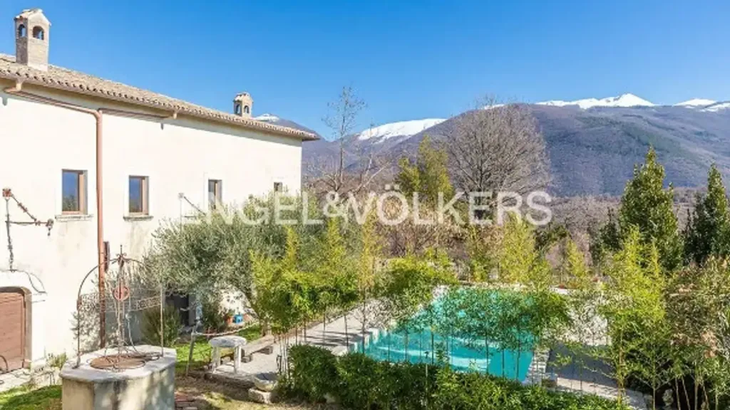 Välivaade - Historic Villa with Pool in Cantalice