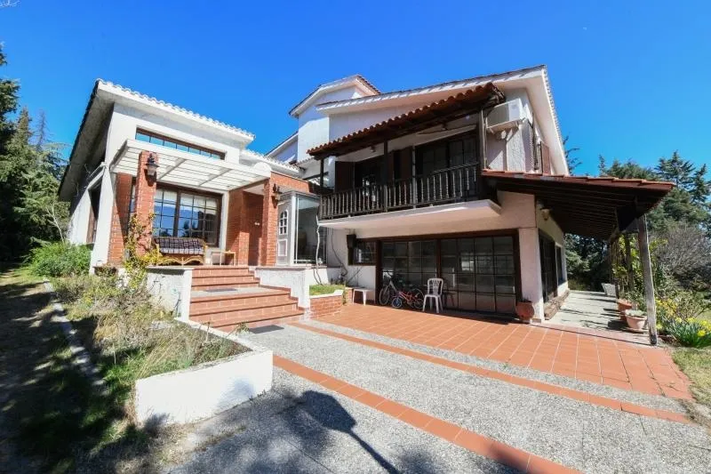 Exterior - Three-Storey House with Garden in Serrai Centre