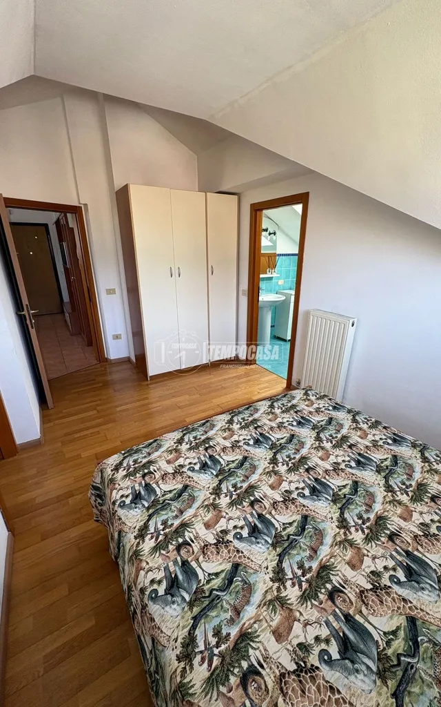 Chambres - Modernised 1-Bedroom in Central Sedico
