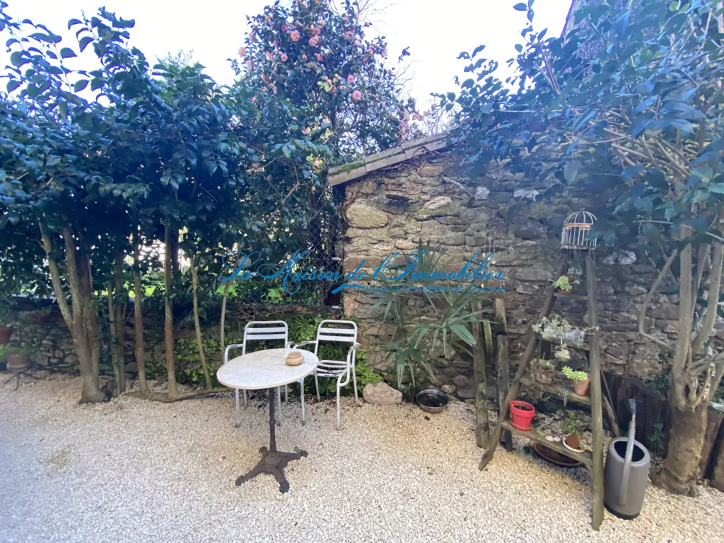 Terrasse - Maison Cévénole avec Cour à L'Estréchure