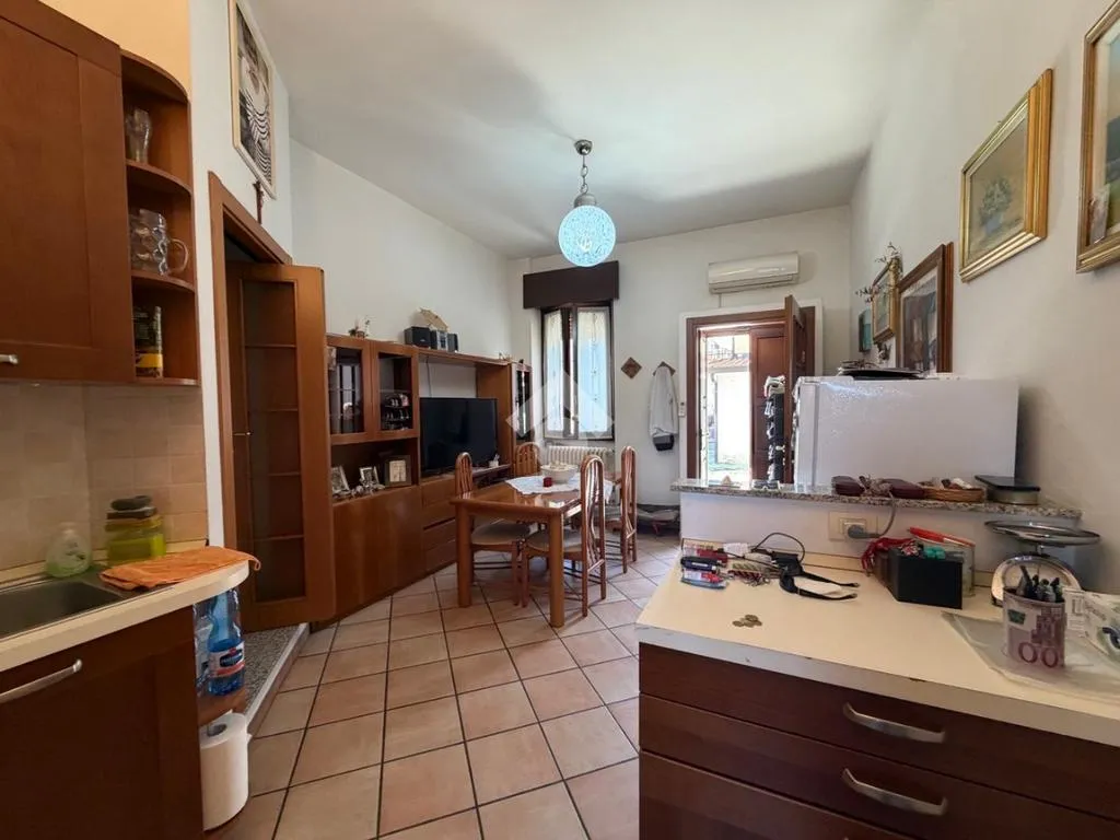 Kitchen - 2-Bedroom Apartment in Historic Centre, Pessano