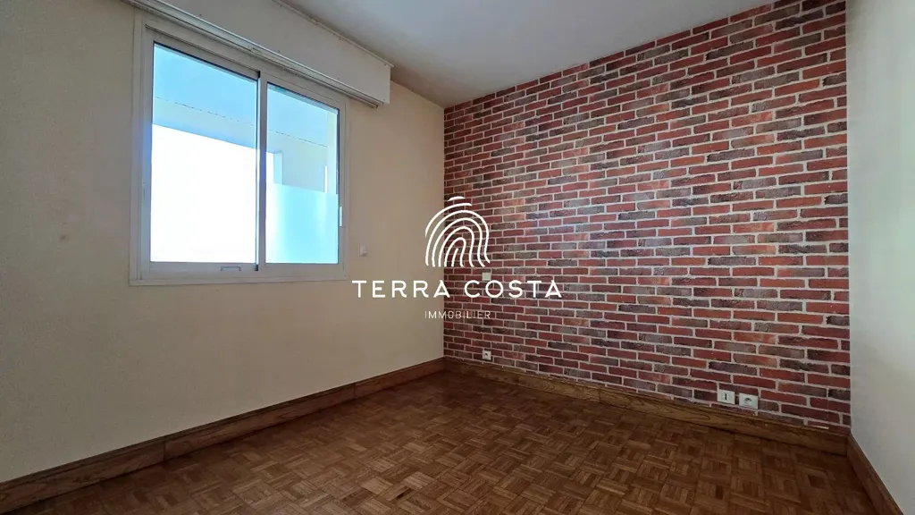 Pièces - Appartement avec Terrasse dans le Quartier des Arènes Foch