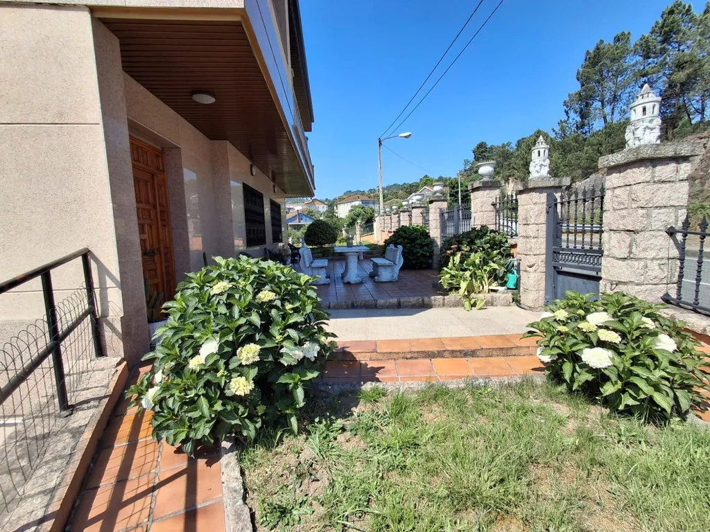 Terrasse - Chalet with Garden in Cabeza de Vaca, Ourense