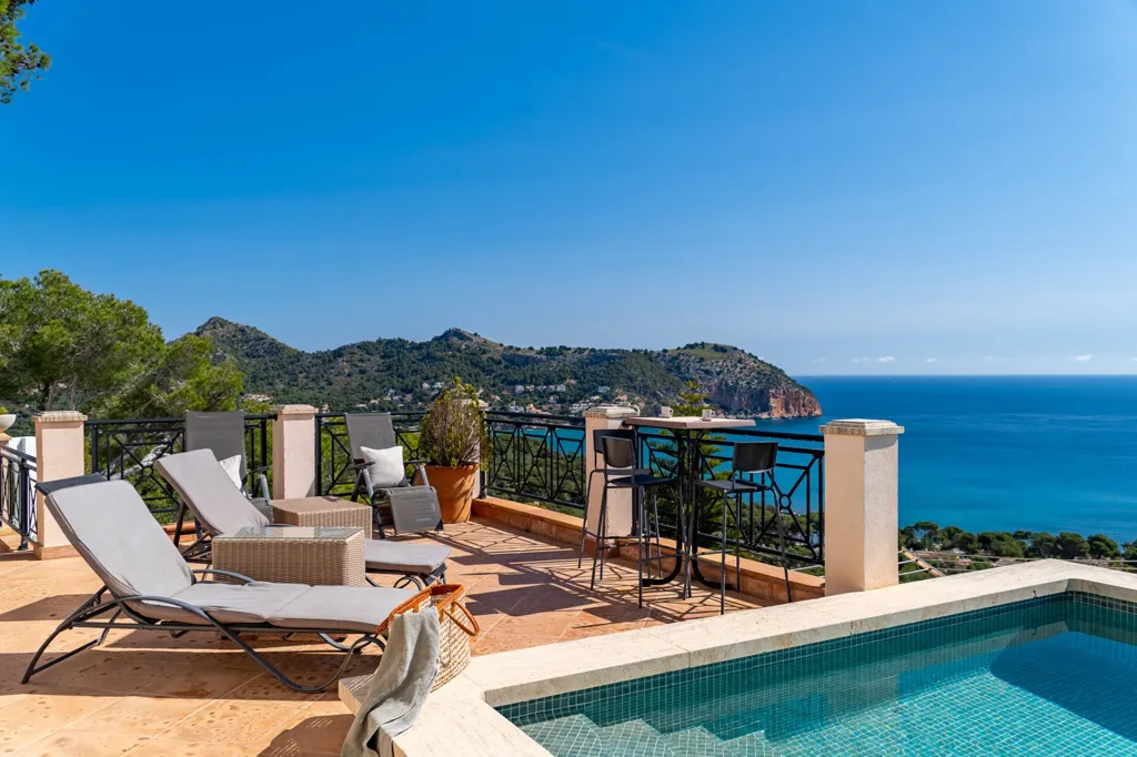 Piscine - Villa with Sea View in Canyamel