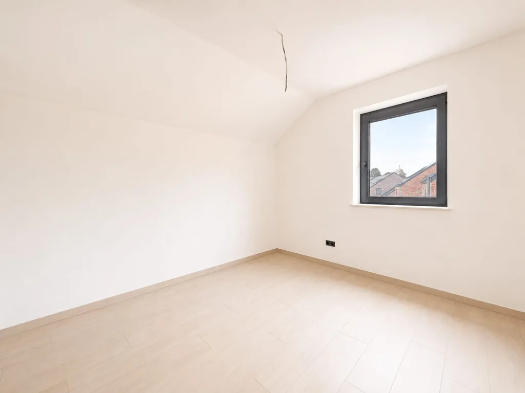 Pièces - Maison neuve avec terrasse à Patignies