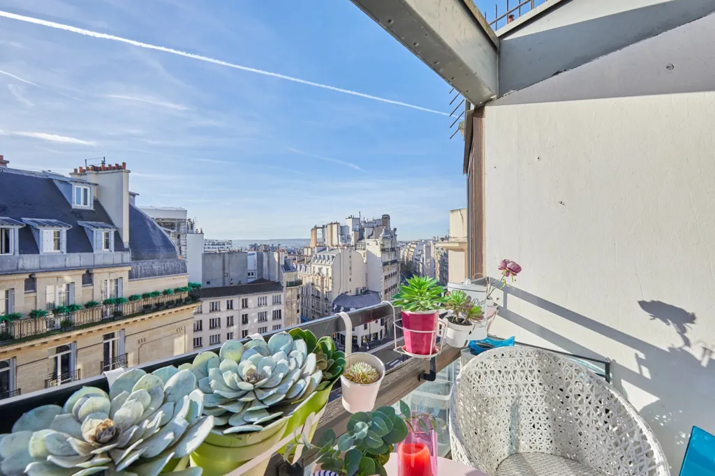 Rõdu - Duplex with Eiffel Tower View in Paris 16th