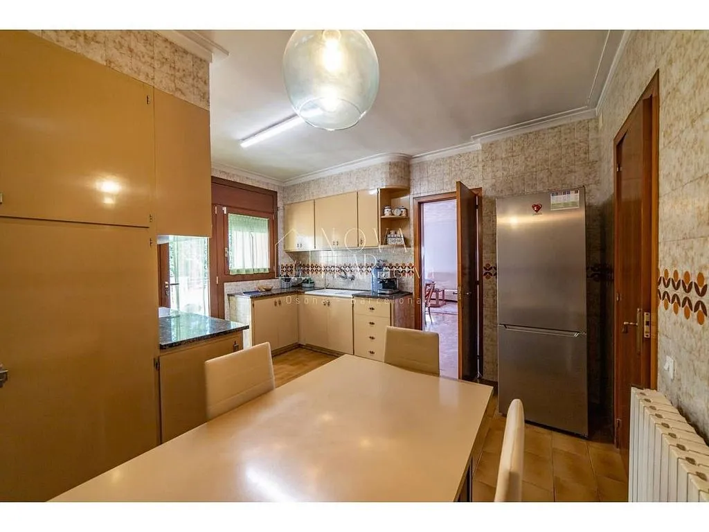 Cuisine - Chalet with Terrace and Garage in Tona