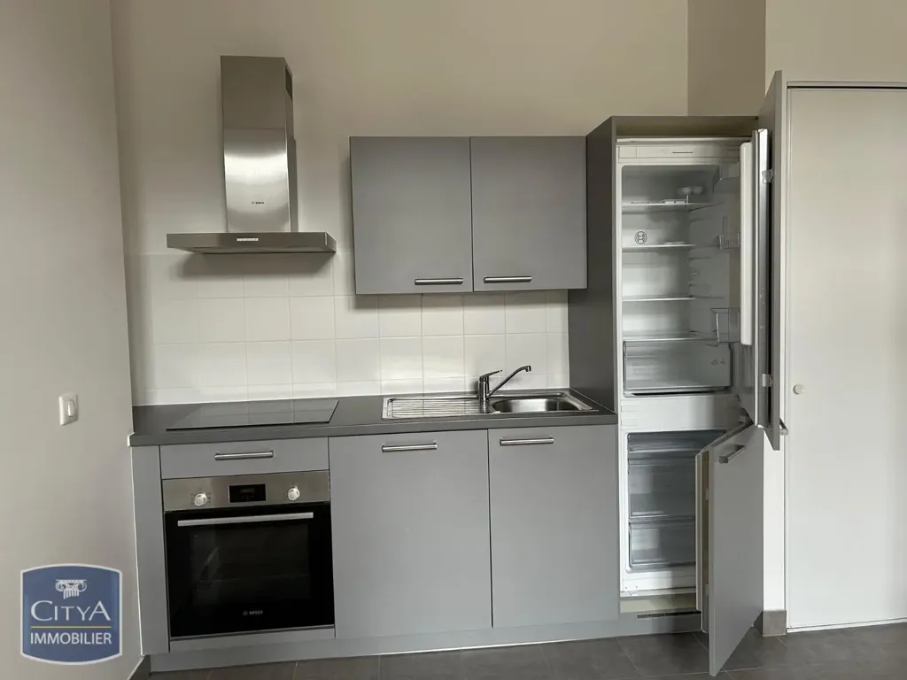 Cuisine - Appartement Récent dans Bâtiment Historique à Compiègne
