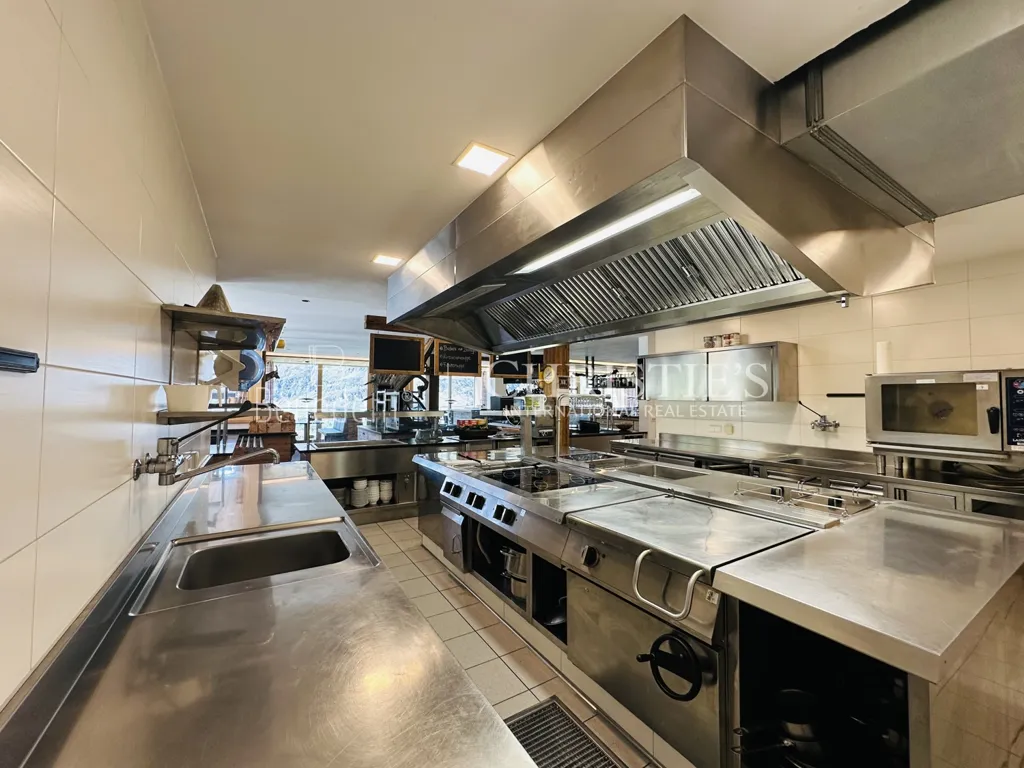 Cuisine - Alpine Hut with Panoramic Views in Pfelders
