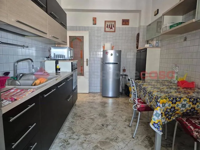 Kitchen - Bright 3-Room Apartment in Brindisi