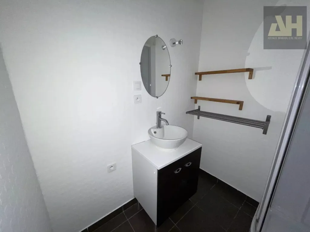 Vannitoad - T2 Flat with Loggia in St Michel/Ponchelet