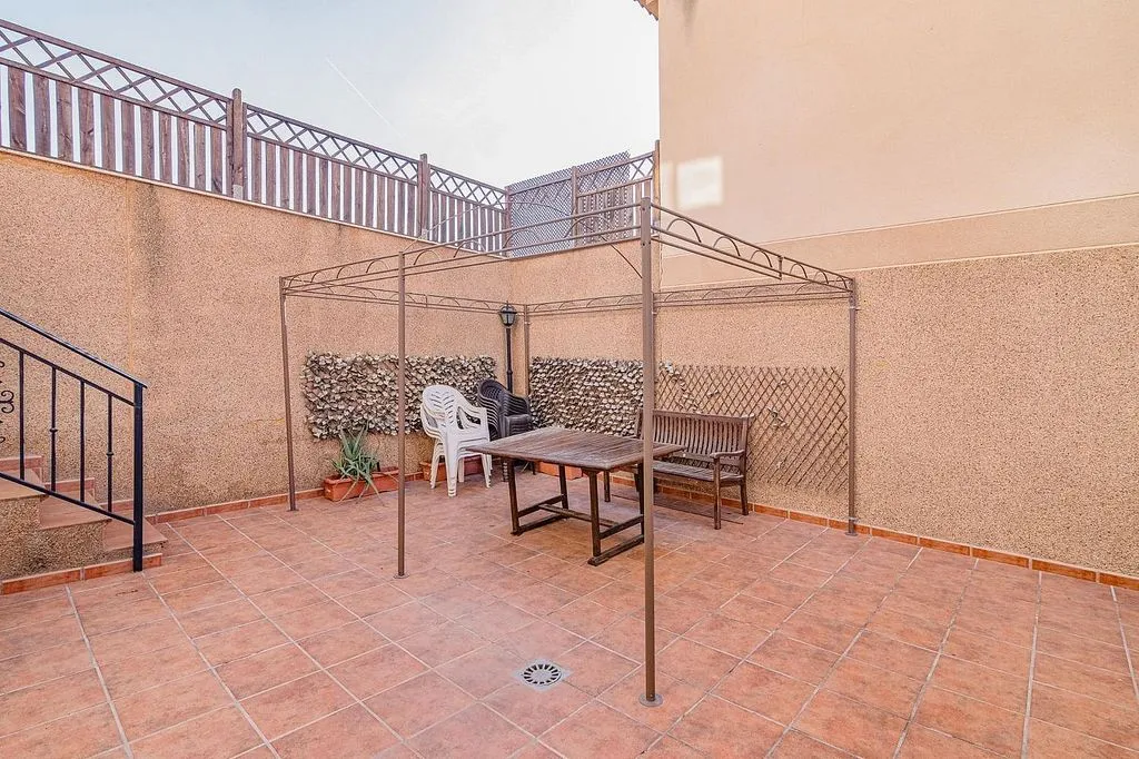 Terrass - Semi-detached House with Pool on Avenida de Andalucía