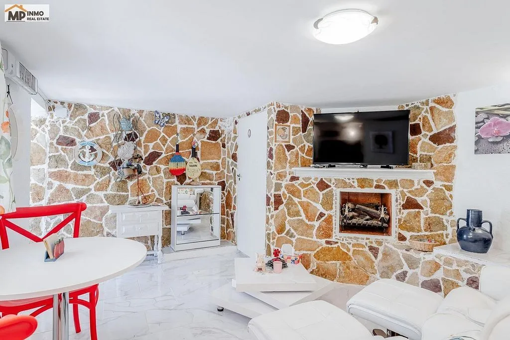 Elutuba - Chalet with Pool and Terrace in Playa Fossa
