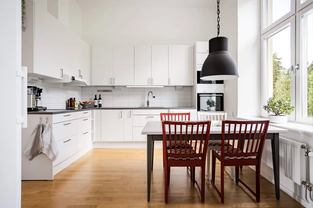 Salle à manger - Characterful Flat with Balcony in Falun