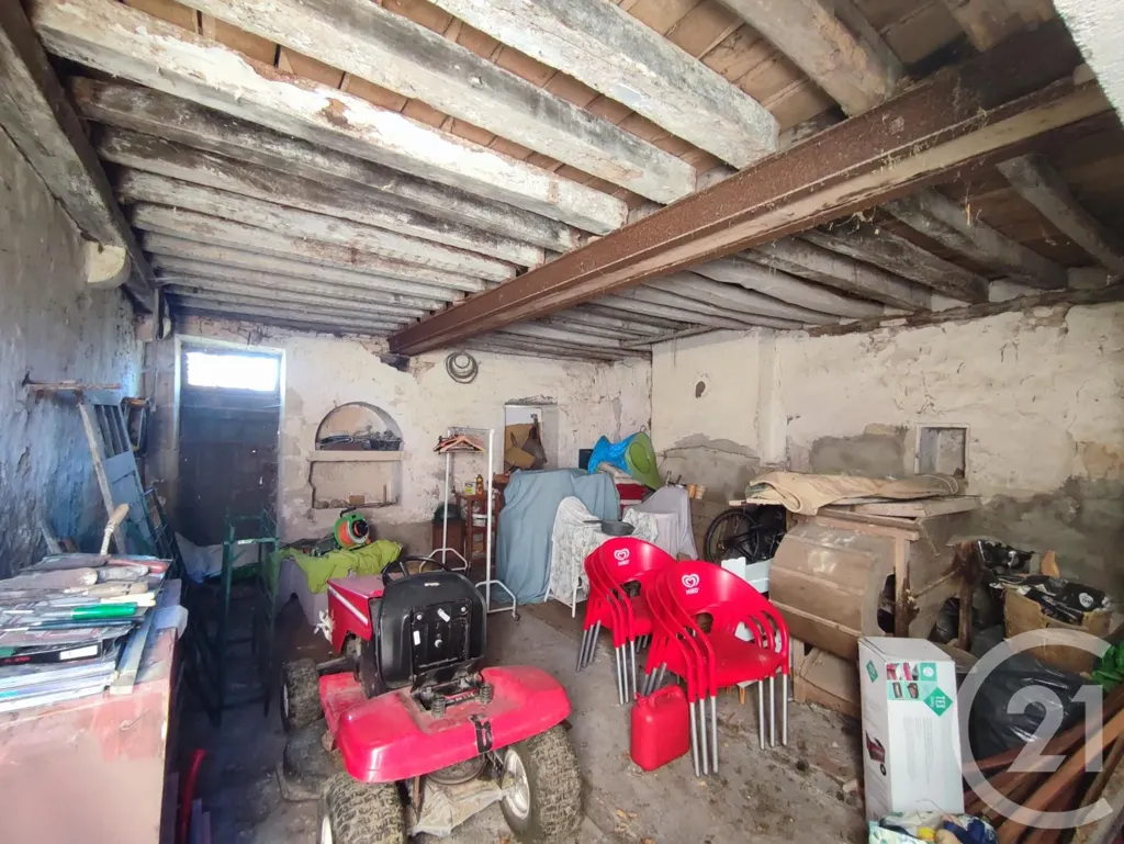Garage - House with Garden in Donzy