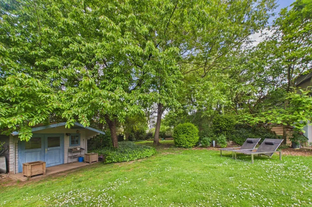 Garden - Detached House with Private Duplex in Mersch