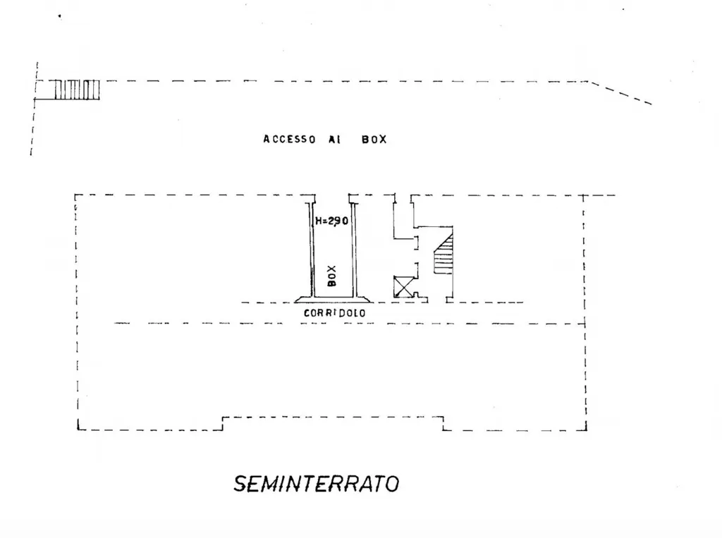 Plan - Luxury Apartment with Triple Exposure in Milan