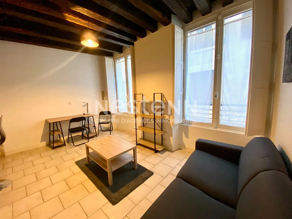 Soggiorno - Furnished Studio with Courtyard in Blois Centre
