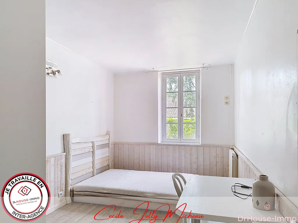 Chambres - Maison en Pierre avec Piscine à Saint-Savin