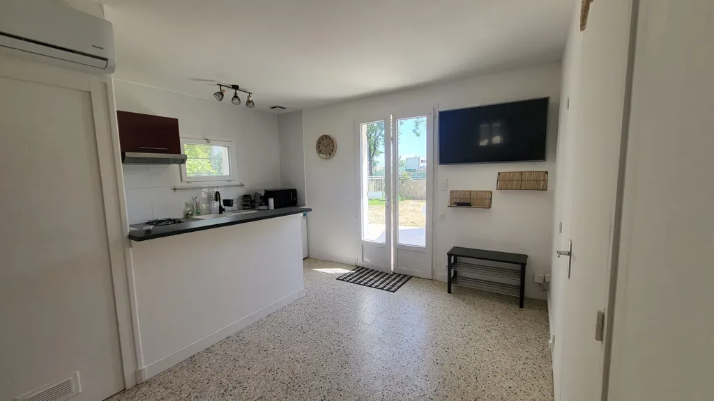 Cuisine - Maison Rénovée avec Piscine près des Plages